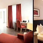 호텔 Taunustagungshotel