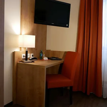 Taunustagungshotel *