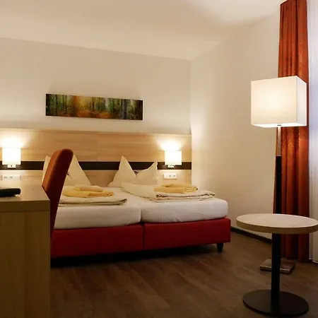 호텔 Taunustagungshotel