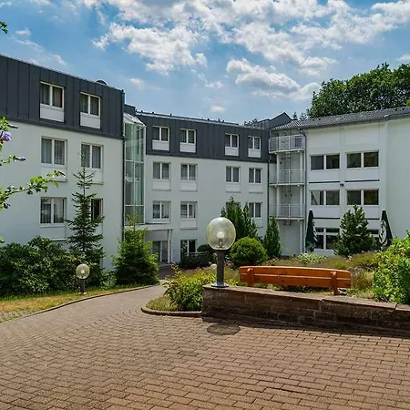 Taunustagungshotel *