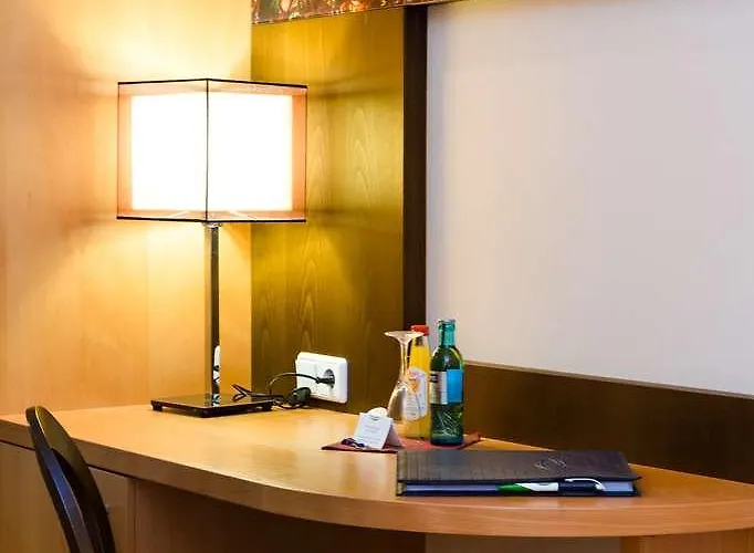 Taunustagungshotel *